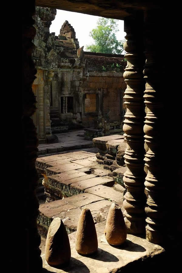 Ruins of Banteay Samre, Angkor Temple