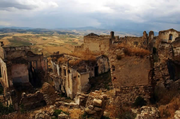 Italy, Craco Ruins 7