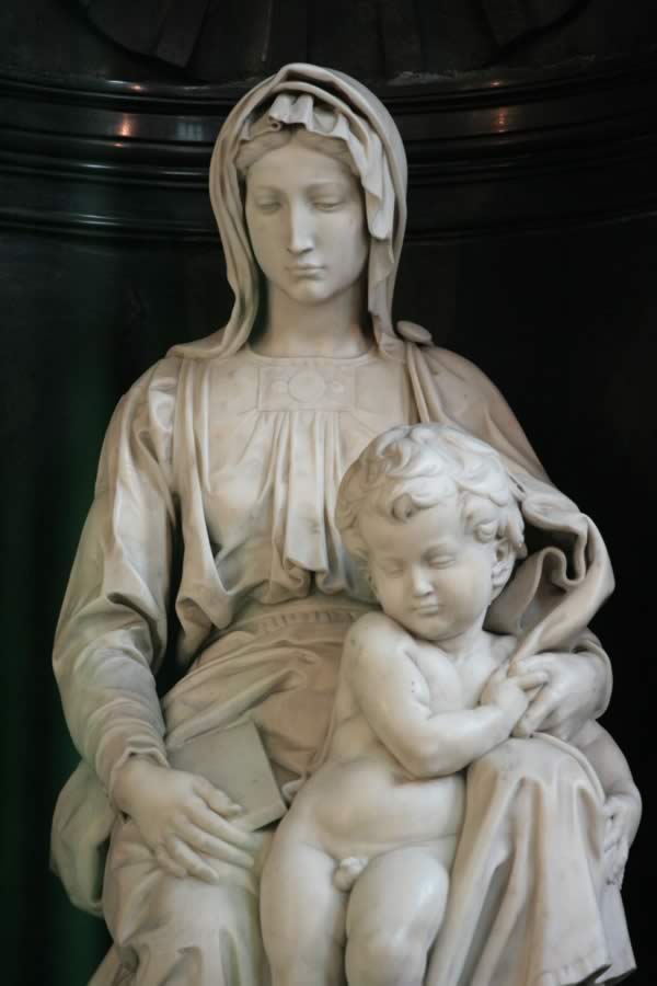 madonna by michelangelo