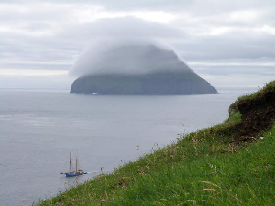 Lítla Dímun with a Foggy Hat