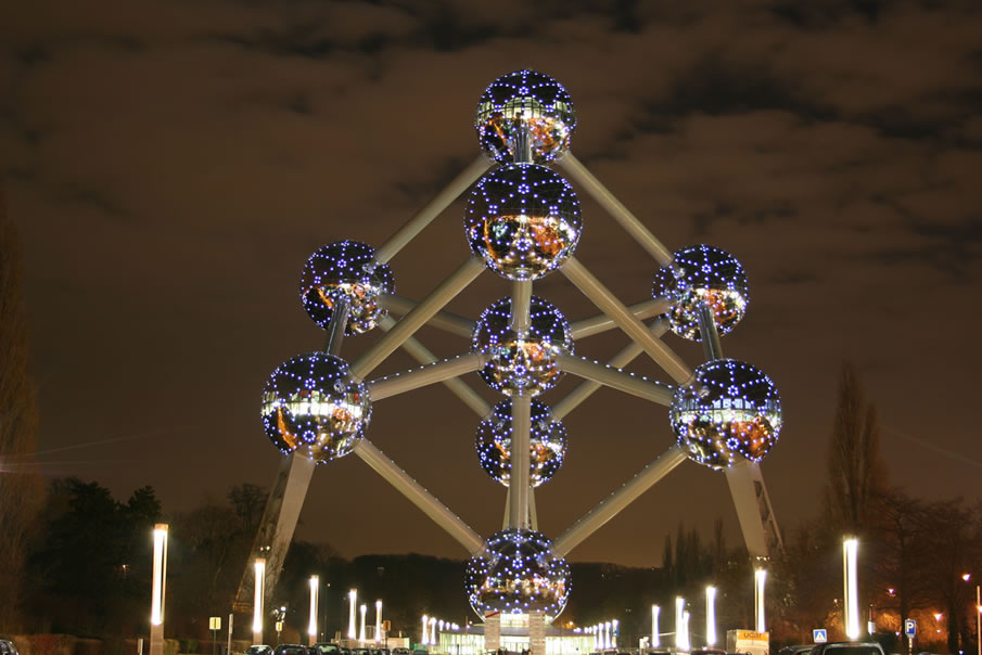 Atomium by night - Brussels