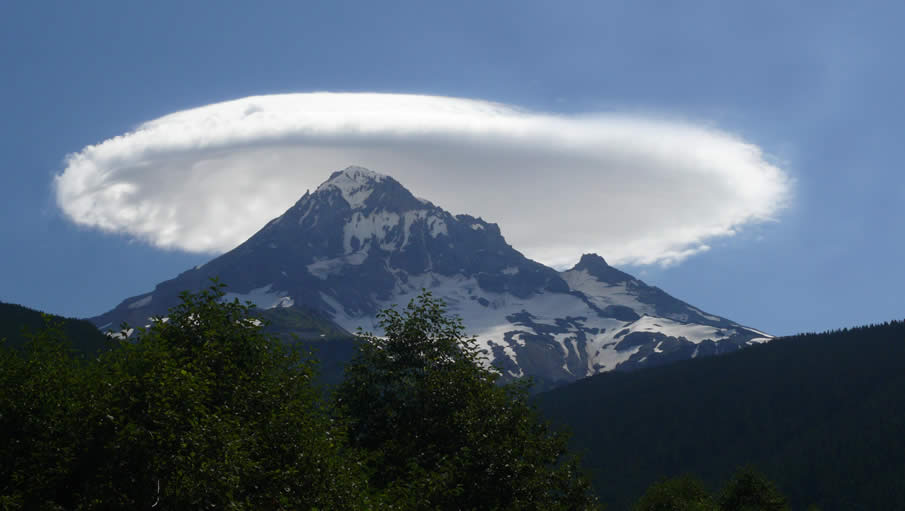 Lenticular Cloud