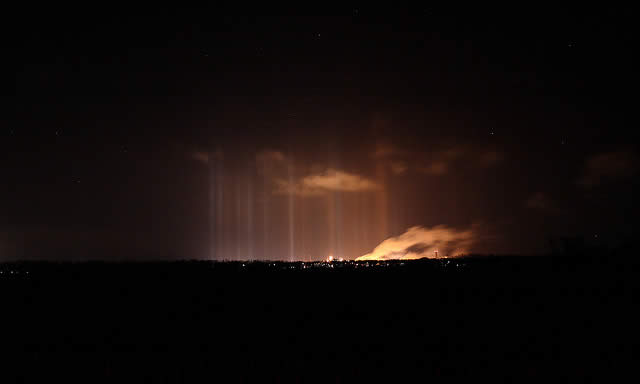 Light Pillars - from a distance