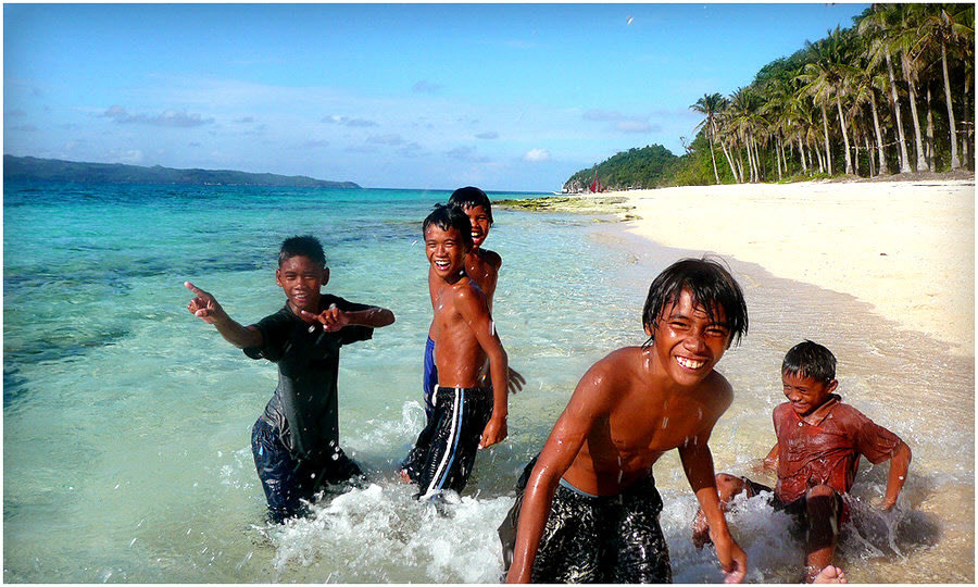 Пляж Дети Филиппин