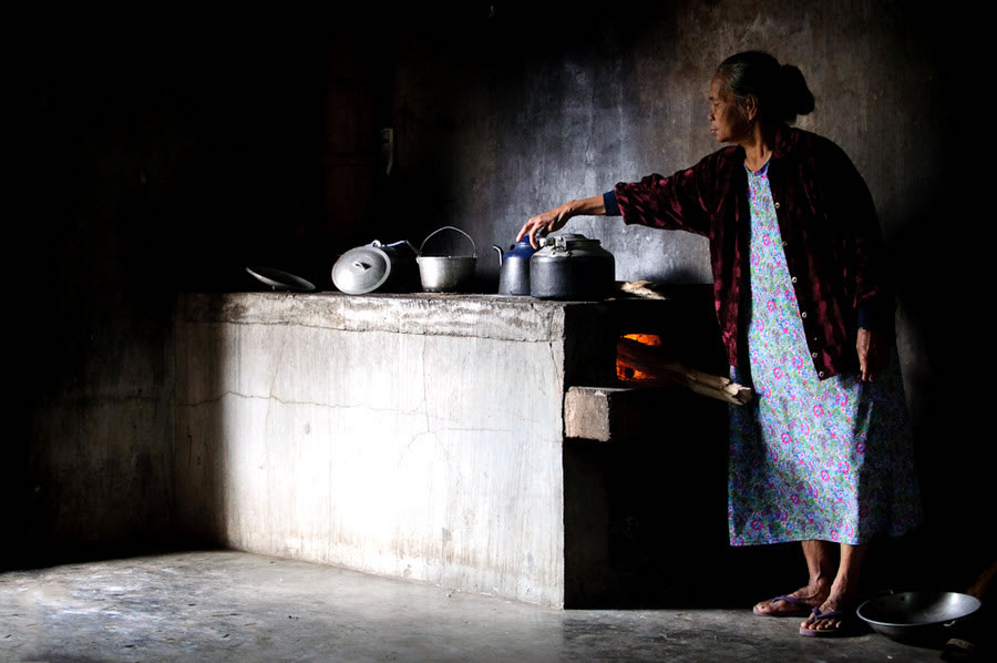 Blaan Women Cooking