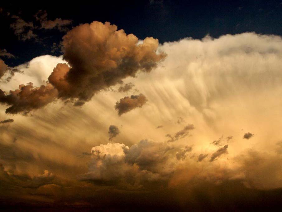 Saskatchewan Thunderheads