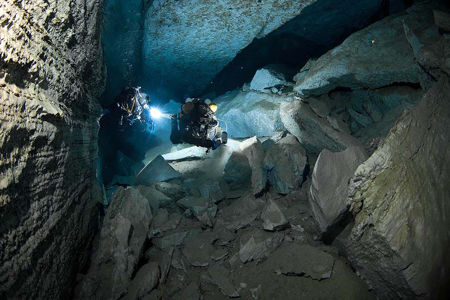 Underwater Cave 22