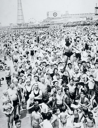 Coney Island,1952