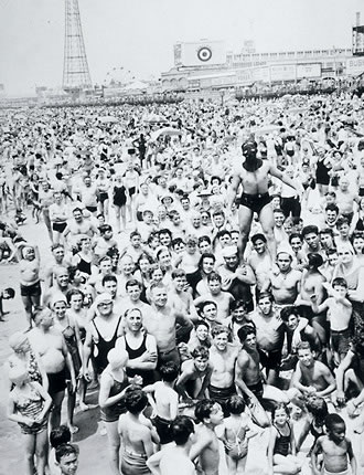 Coney Island,1952