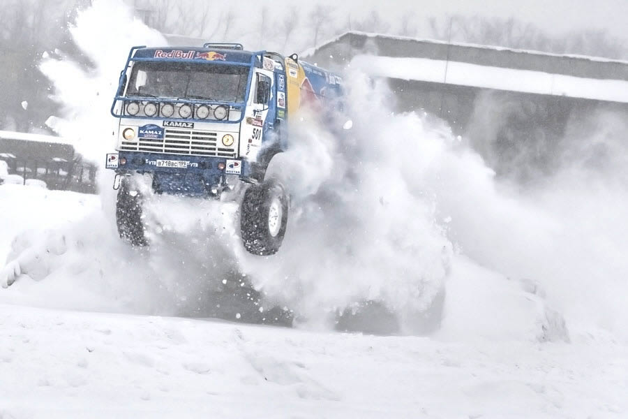 Winter KAMAZ test-drive