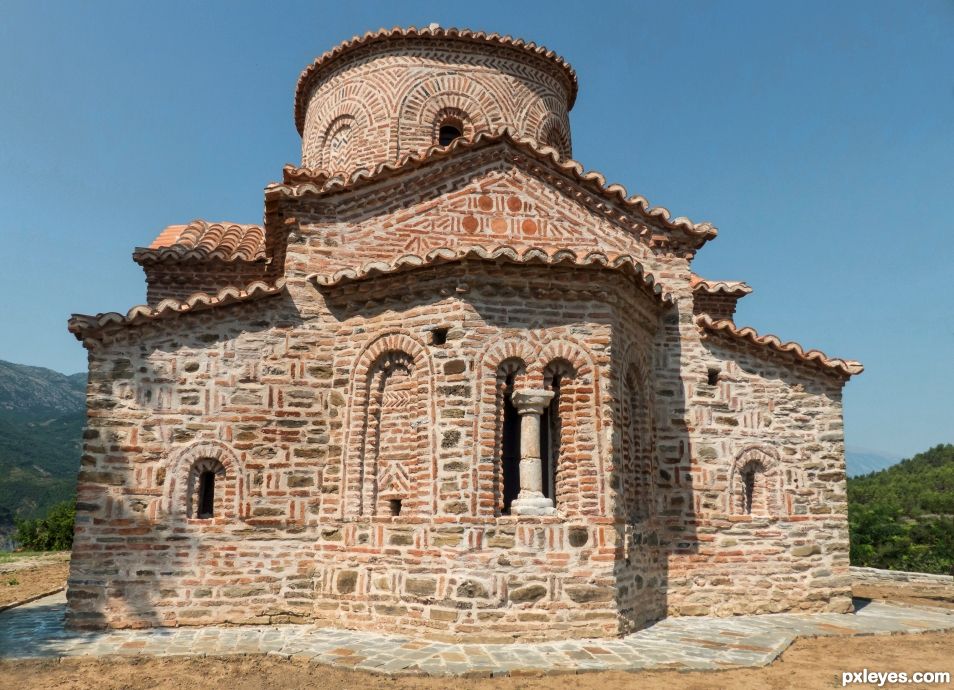 St. Marys Church, KosinÃ«