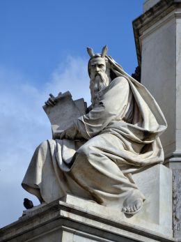 Moses by Ignazio Jacometti