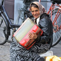 AccordionPlayer