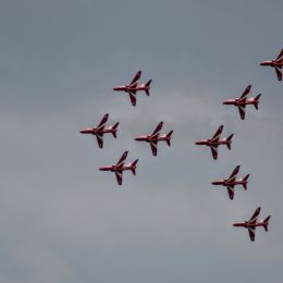 RedArrows