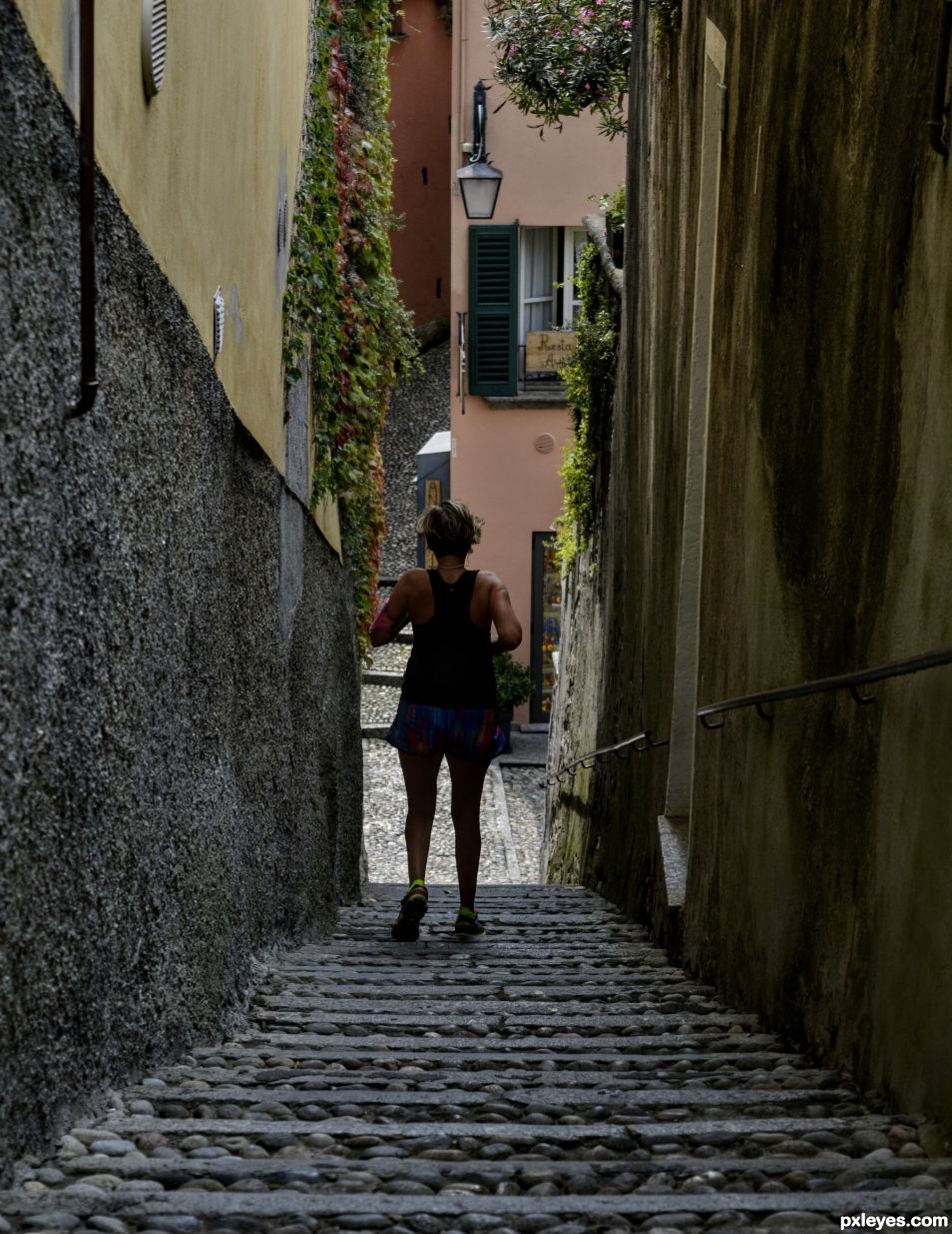 Alleyway Jogging