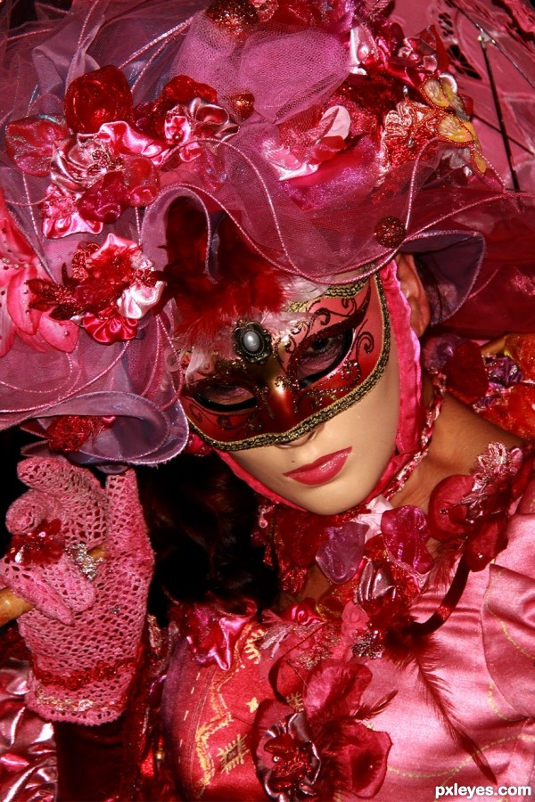 Pink mask photoshop picture)