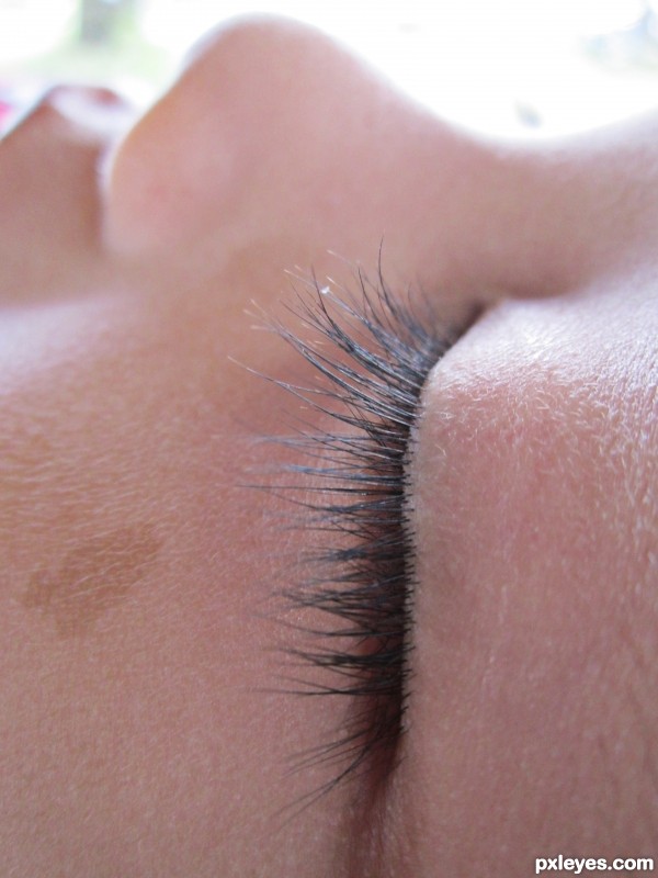 baby eyelashes