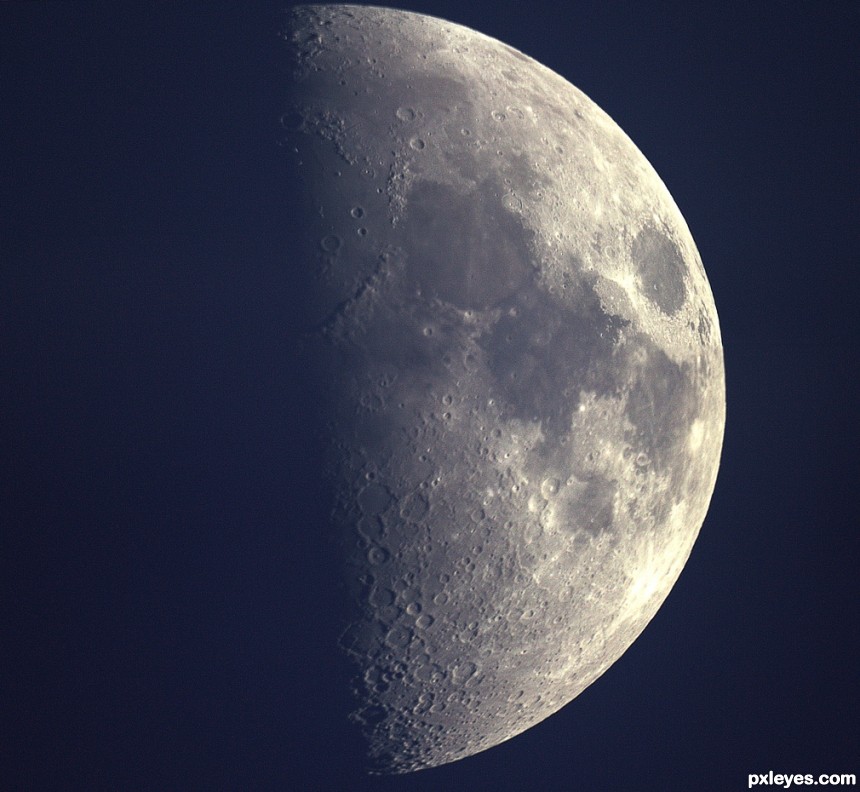 Moon Shot photoshop picture)