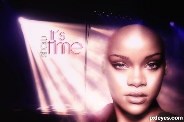 Its Show Time Rihanna!!
