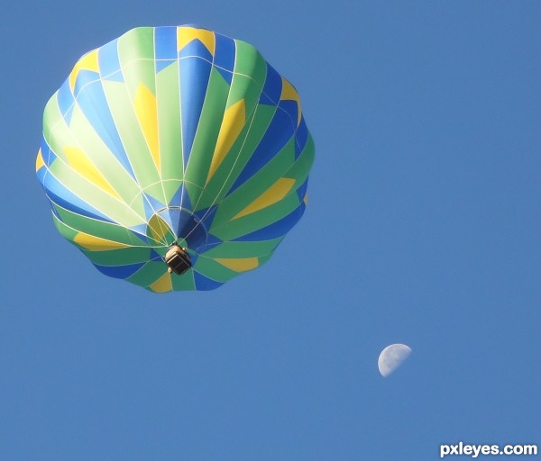 Balloon and Moon