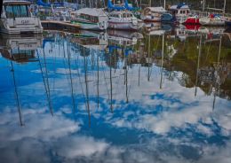 Clouds reflexion