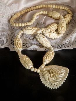 Lace and ivory 