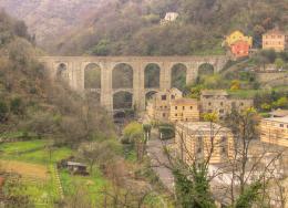 historic aqueduct