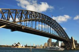 sydney bridge