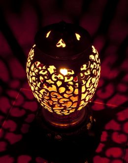 Candle lantern