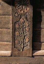 Oldbarnwoodcarving