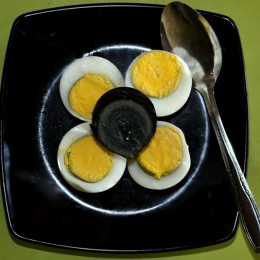 Blackhenlayblackeggs