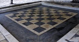 Giantchessboard