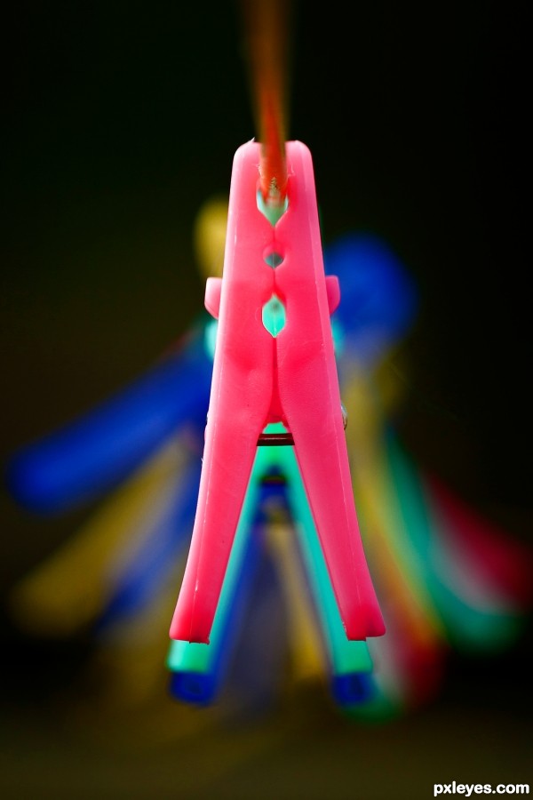 Dancing Pegs