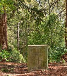 Concretegravestone