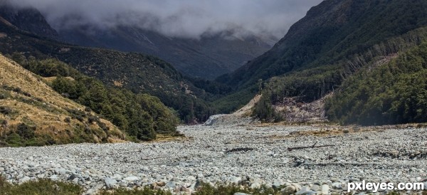 R-S, Riverbed, stones