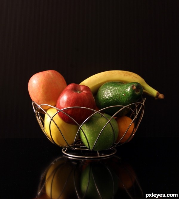 Simple fruit basket