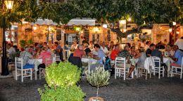 Crowded Restaurant