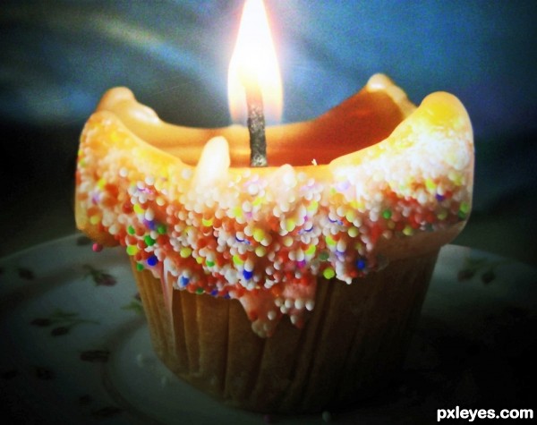 Cupcake Candle