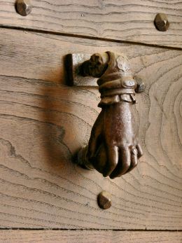 Doorknocker