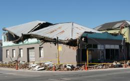 earthquake--insurance company