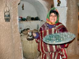 Berber waitress