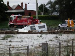 Dont drive in Floodwaters