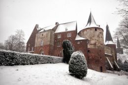 Snowing on Castle