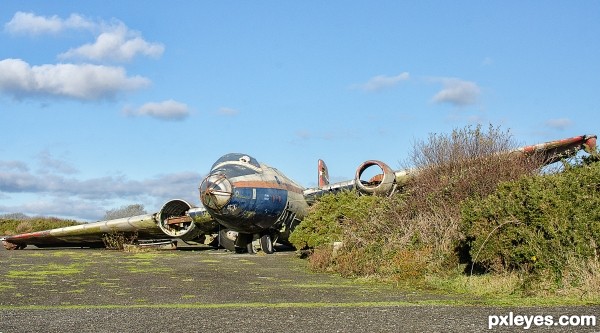 old bomber plane