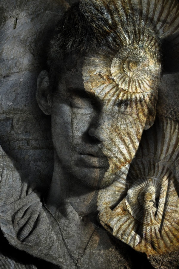 Creation of Stoned in golden light: Step 2