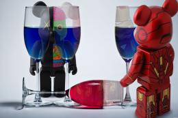 toyswithwineglasses