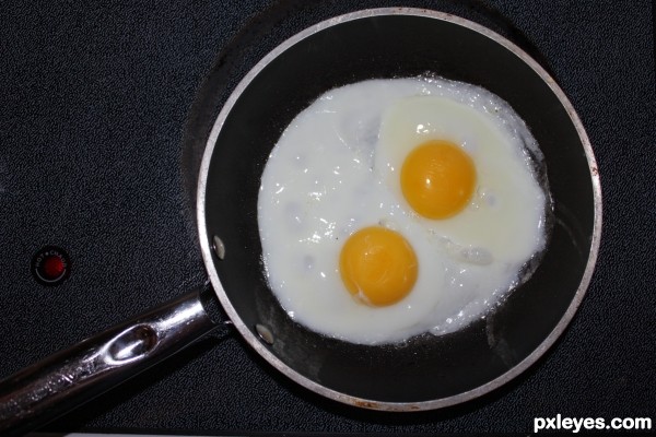 Eggs in Pan