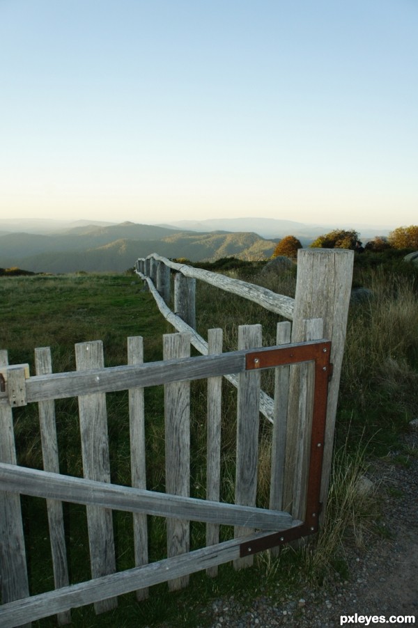 Craigs Hut Gates