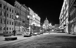  Saint Petersburg at night