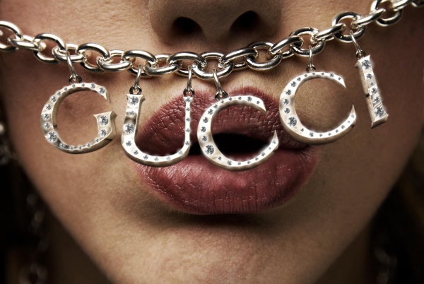 Creation of I Love GUCCI...!: Step 9